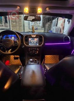 کرایسلەر 300